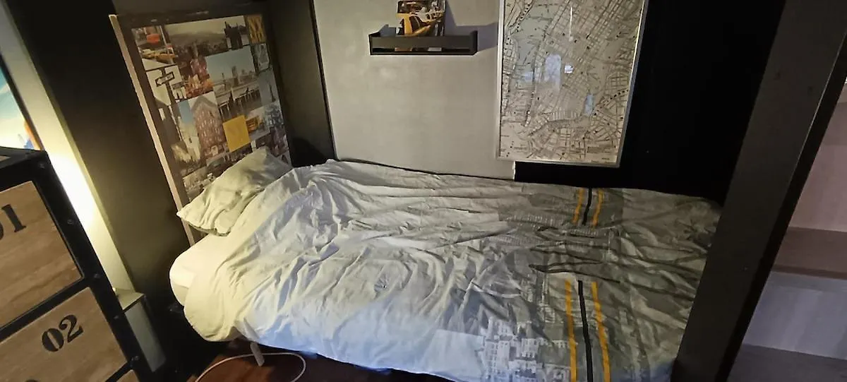 Chambre Partagee 13M2 勒·克里姆林·比塞特